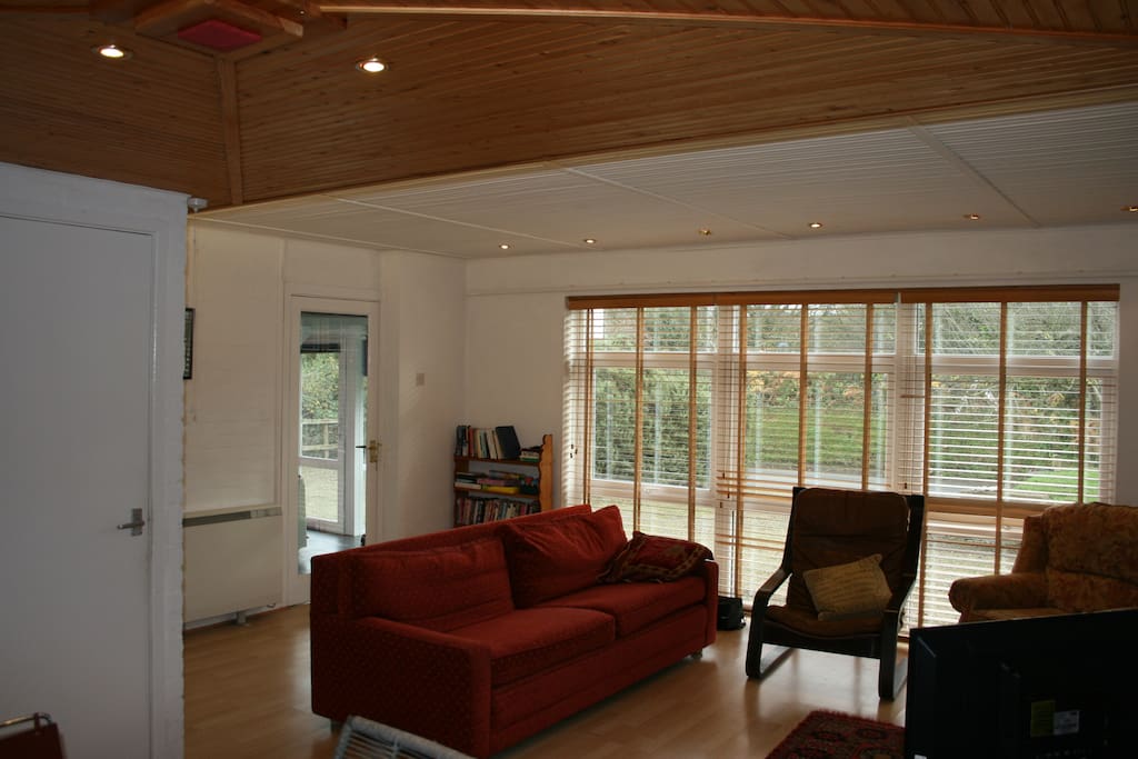 Living room leading to entrance hall