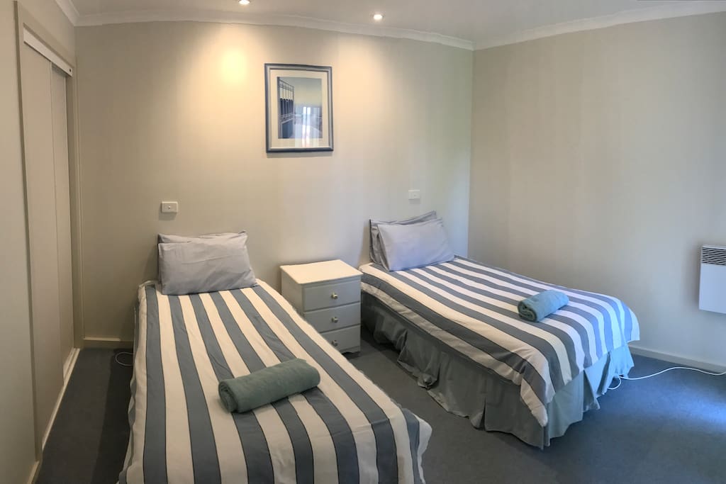 2nd Bedroom