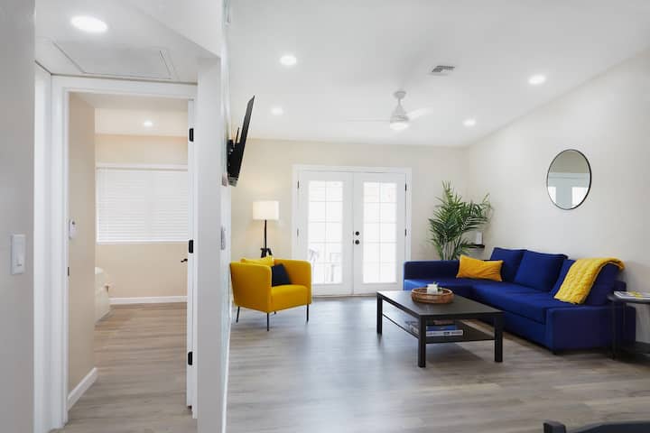 Secluded 2 Bedroom Home Close To Everything Tucson - 투손