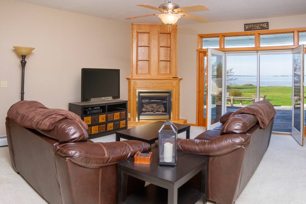 Living Area Overlooking Lake Michigan on Little Bay de Noc.