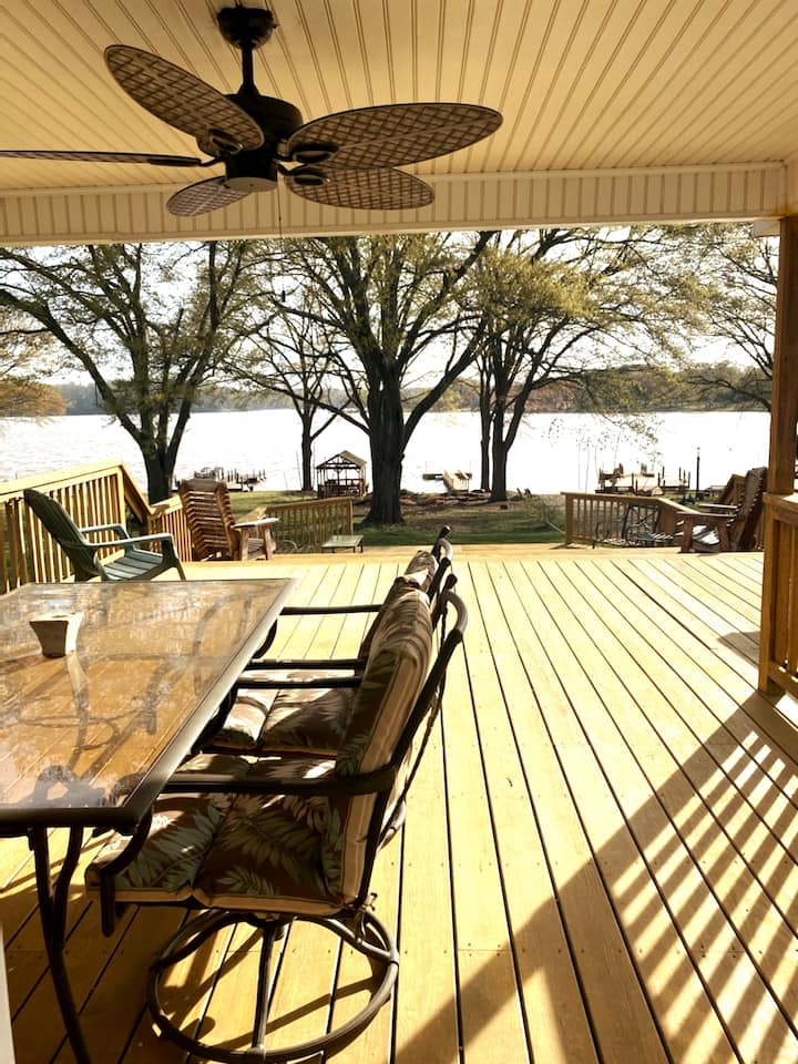 Lake Bowen Vacation Rentals Airbnb