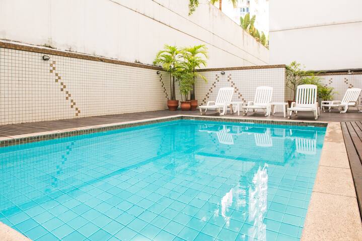 Leblon Double Service gallery image 2