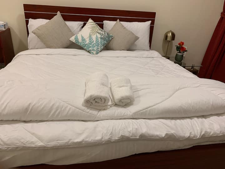 Cozy bedding with ultra white Duvet & Comforter