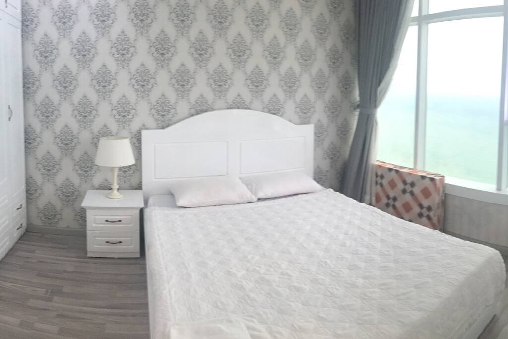 1 bed ( king size )