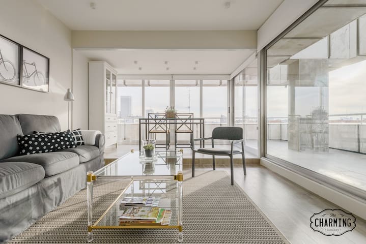 Eurobuilding 2 Exclusive – Spectacular Views