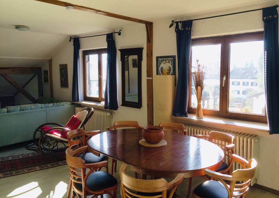 Bright and spacious dining area