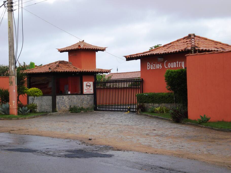 Entrada do condominio com segurança 24 horaS