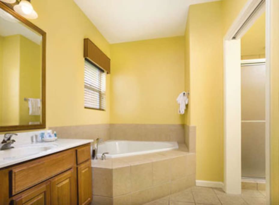 Jetted Tub (most units)