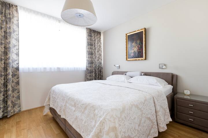 Big penthouse #12 with terrasse and view gallery image 5