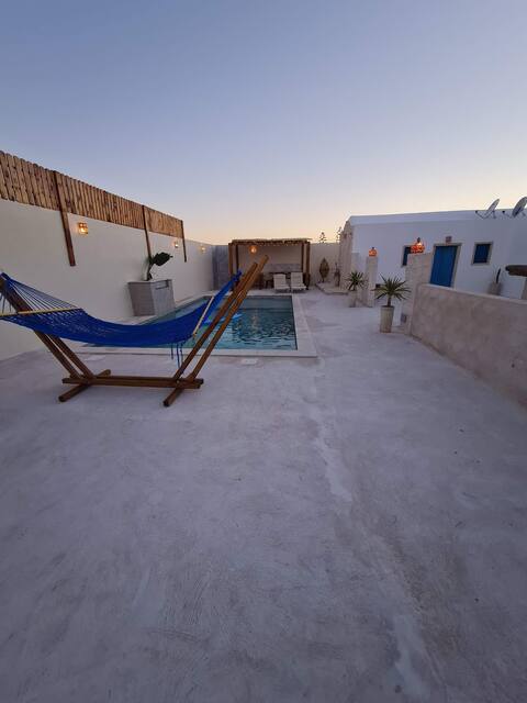Beautiful houche  with pool without vis-à-vis