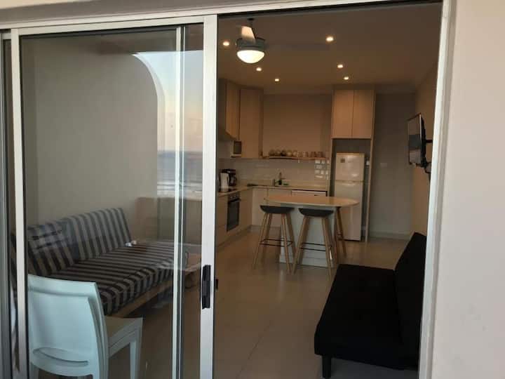 6 Sleeper 180’ Seaview @ Illovo Beach Club - Illovo South