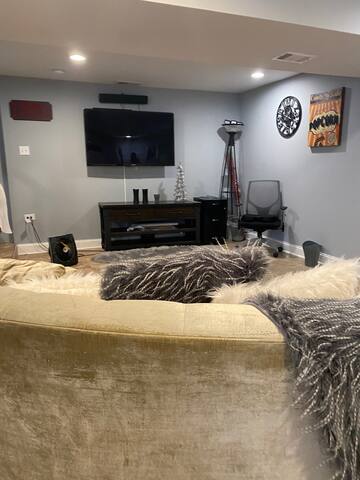 Grand Victorian Mansion in Austin Area gallery image 2