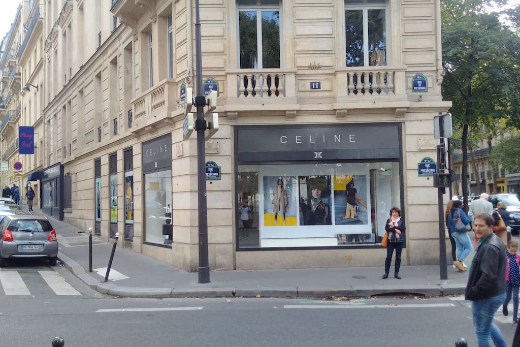 rue de Lauriston with Celine famous shop at the beginning of the street