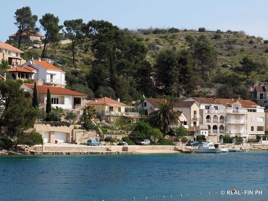 Property 10 meters from the sea