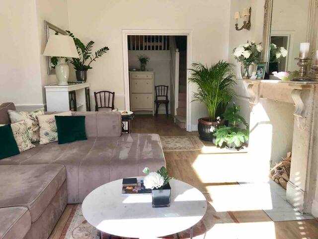 Spacious 2 bed flat in Bayswater next to Hyde Park gallery image 4