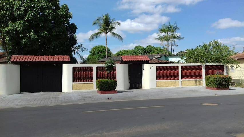 House of the owner Diolina Lemos. Family atmosphere.