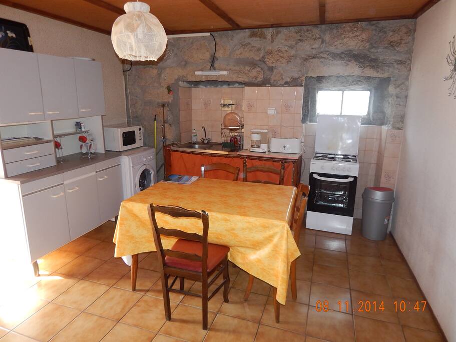 Salle à manger + cuisine