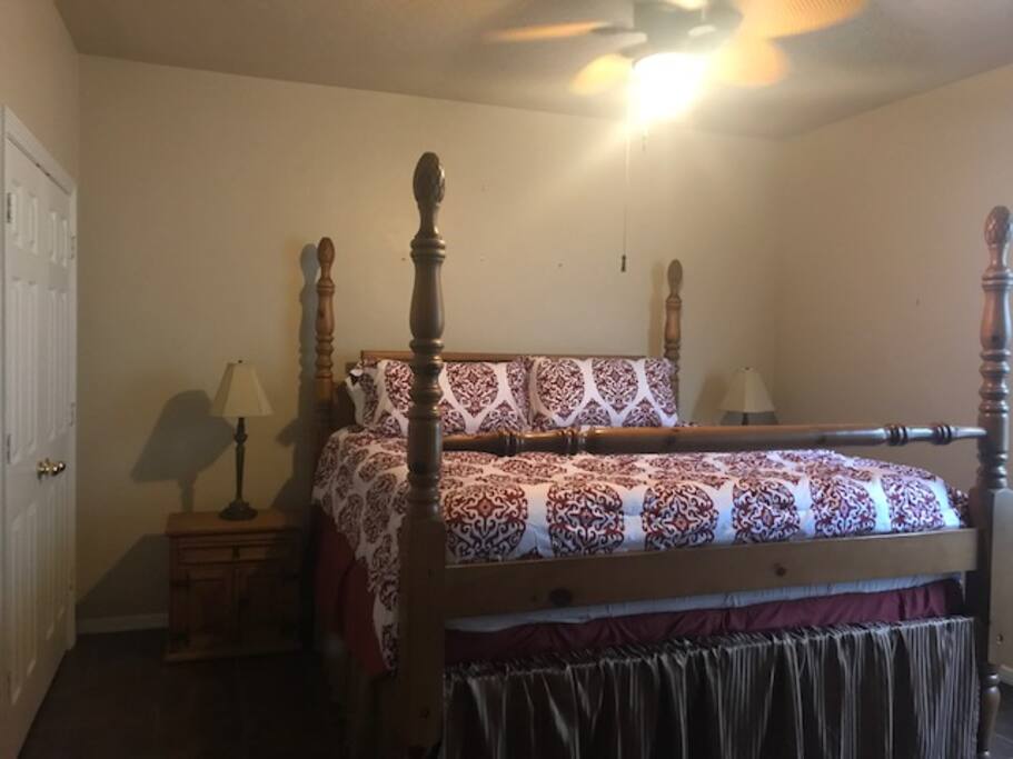 King Size Bed with NEW Memory Foam Cooling Gel Mattress
