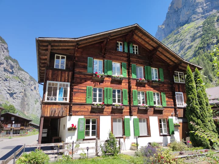 Mürren Ferienwohnungen & Unterkünfte Mürren, Lauterbrunnen, Schweiz
