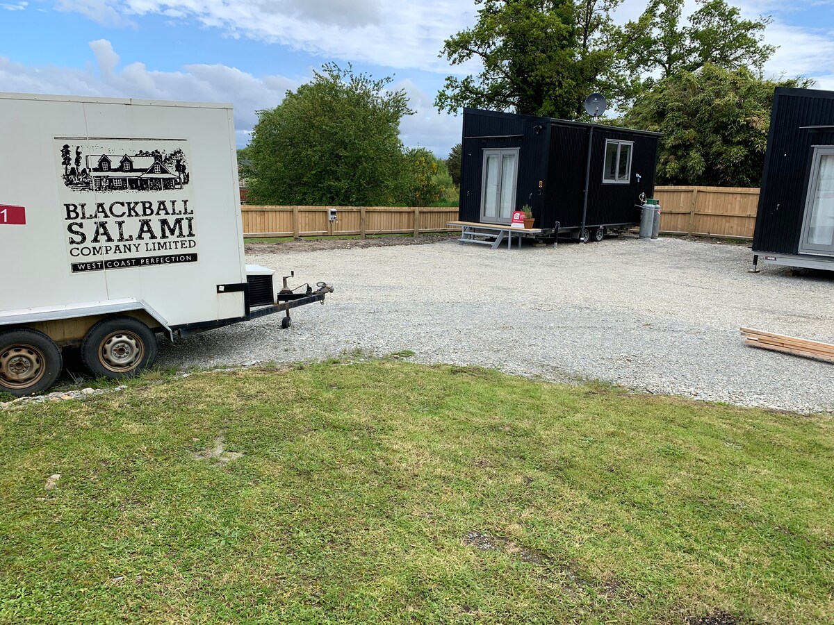 Cool Tinyhouse's Blackball Guesthouses for Rent in Blackball, West