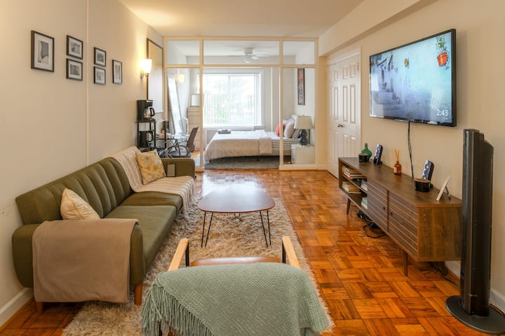 DISINFECTED studio apartment,heart of foggy bottom - Apartments for Rent in Washington, District of Columbia, United States