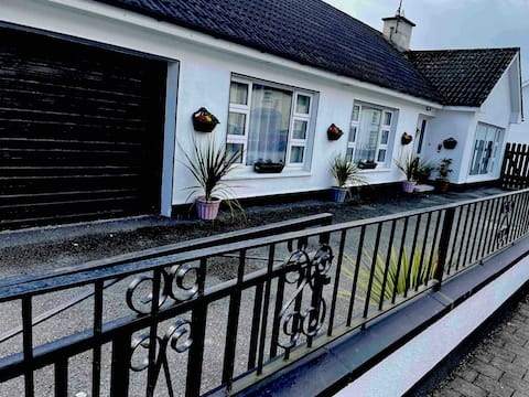Large 4 bedroom Townhouse Castlepollard
