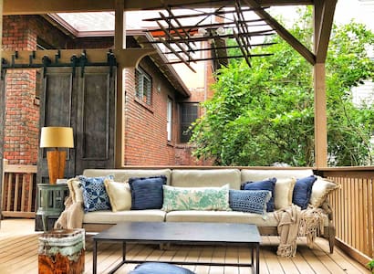 Private North Asheville Bungalow No Cleaning fees