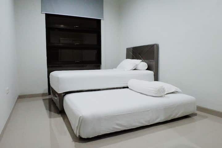 חדר שינה שני ושלישי