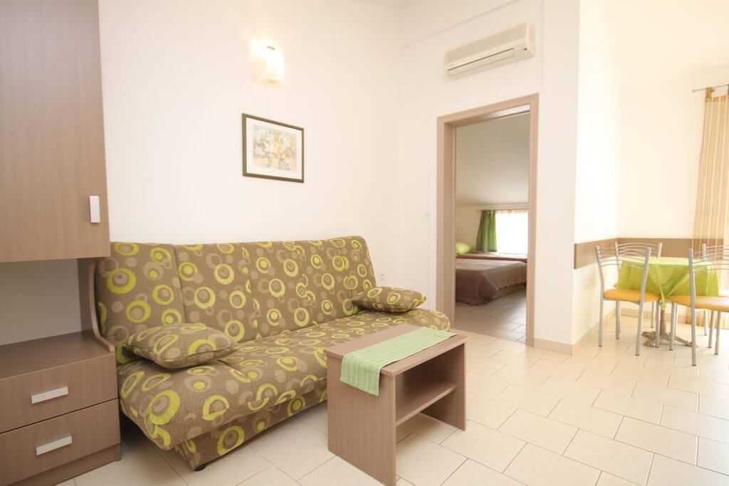 Living room, Surface: 9 m²