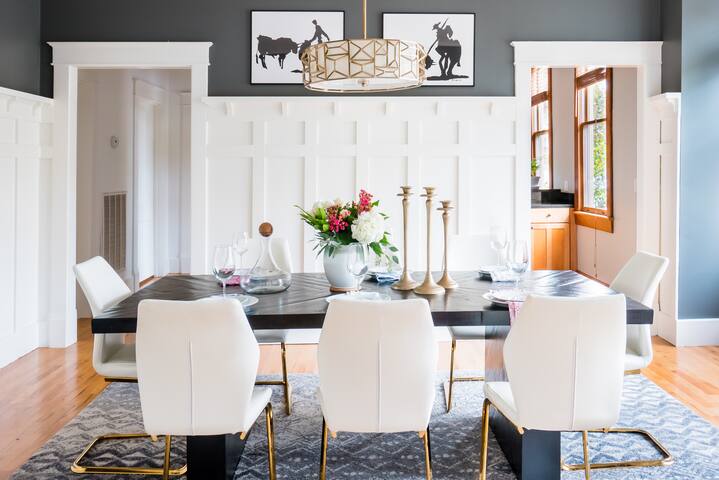 Charming Music Row 20s Bungalow in 12 South gallery image 3