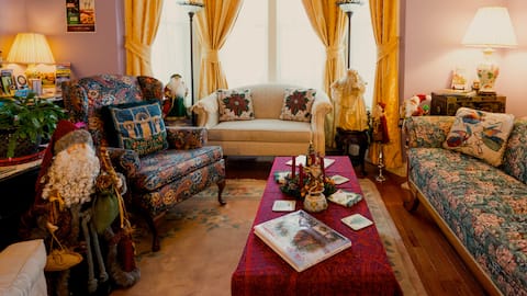 Center Harbor Sutton House Bed & Breakfast