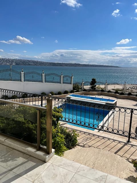 2+1 villa apartment with pool and garden