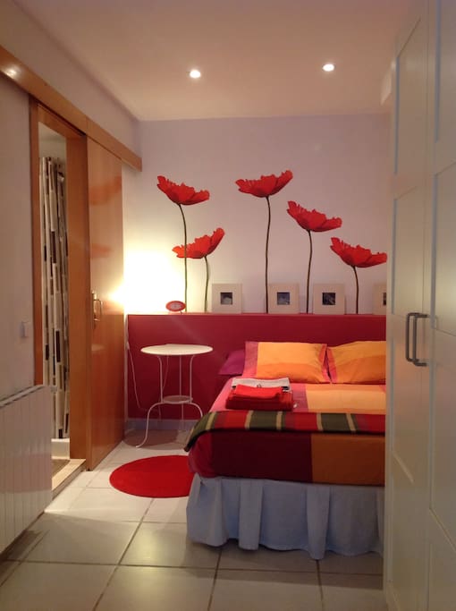 Guest double room. Private bathroom