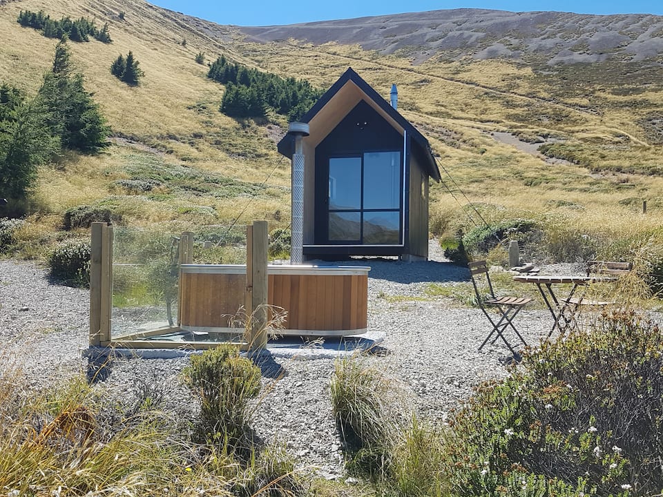Terako Hut, Lake Stella, Mount Lyford, Canterbury, New Zealand, photo 8 of 10