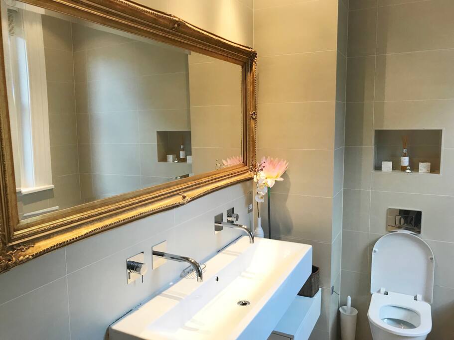 Master Bathroom 1