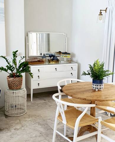 “VILLA ON COBA POINT” Waterfront HAWKESBURY RIVER gallery image 5