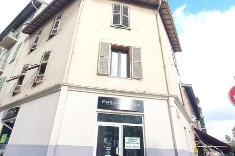 Appartement confortable à Nice avec plage à proximité