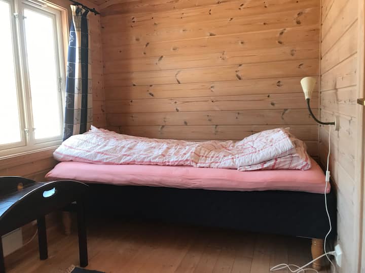 2 lits simples dans la chambre n ° 3