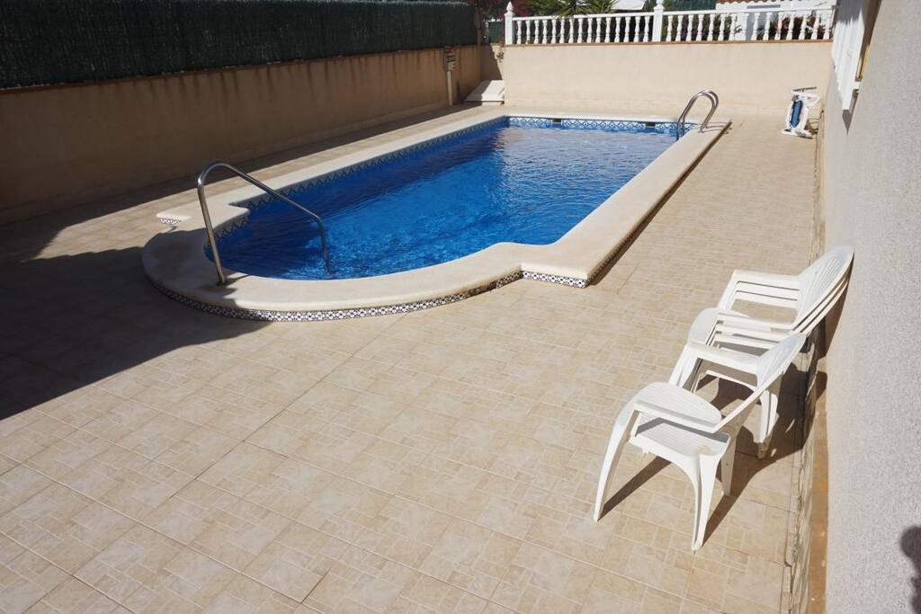 Pool and Sunbathing area