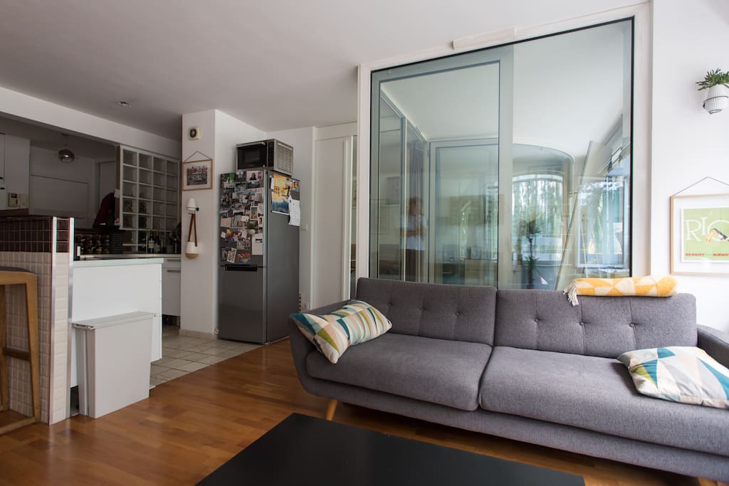 Salon/ Living room