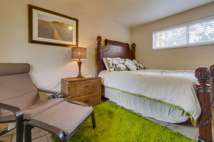 2. zadná spálňa s manželskou posteľou Queen 