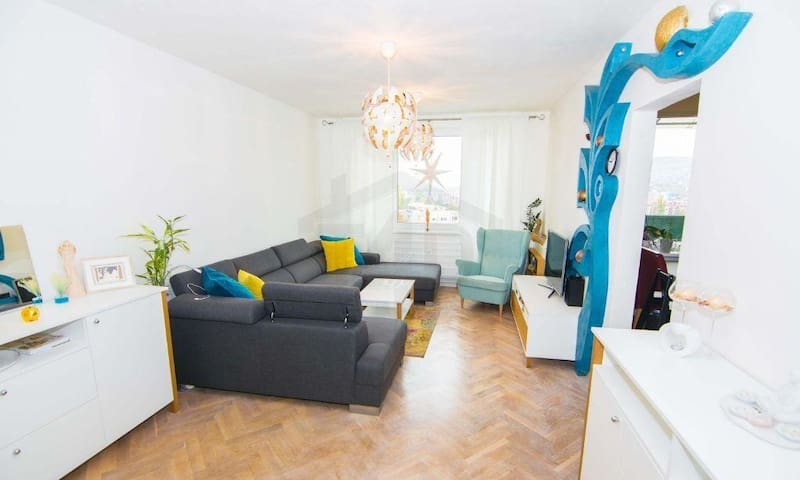 Modern apartment,balcony with charming overlooking