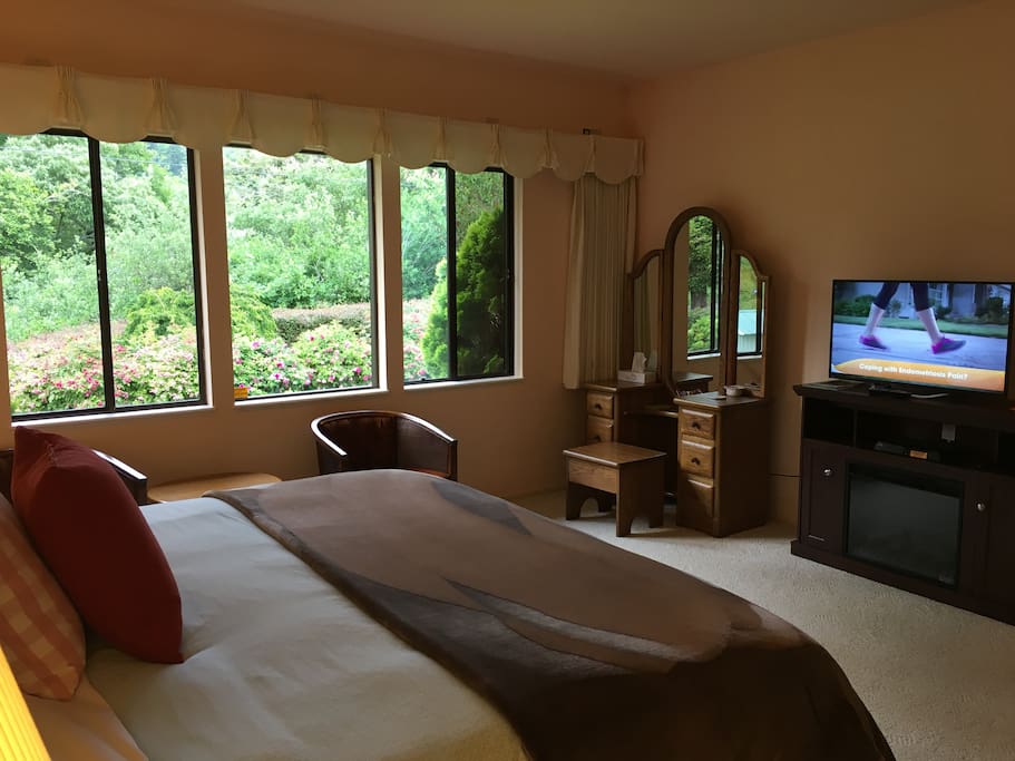 Garden View Room