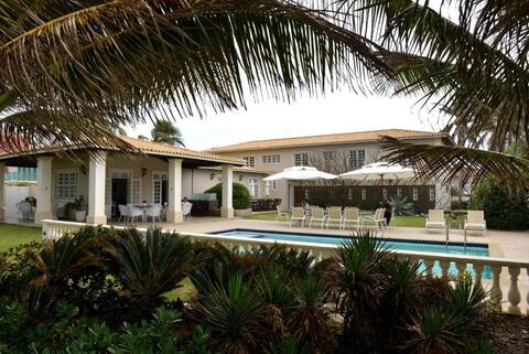 Best house in Salvador !! 6 km from the airport.