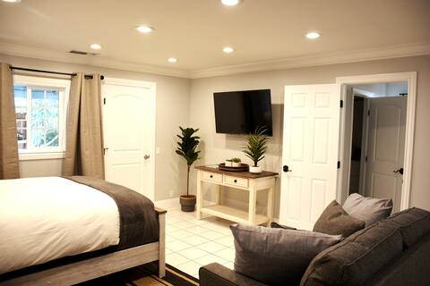 Hidden Gem Cottage near Disneyland and Beaches