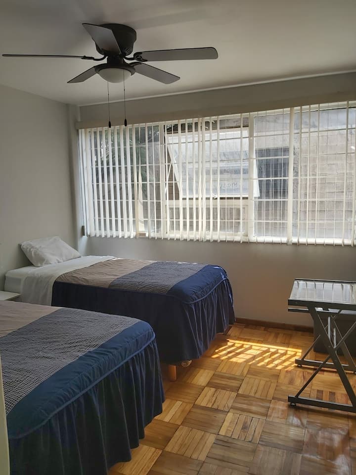 غرفة النوم 2