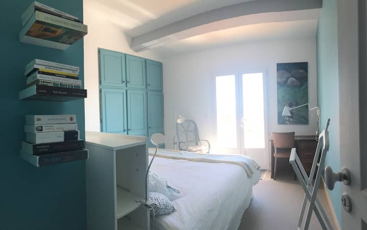 Dhoma e gjumit "4", kati i parë