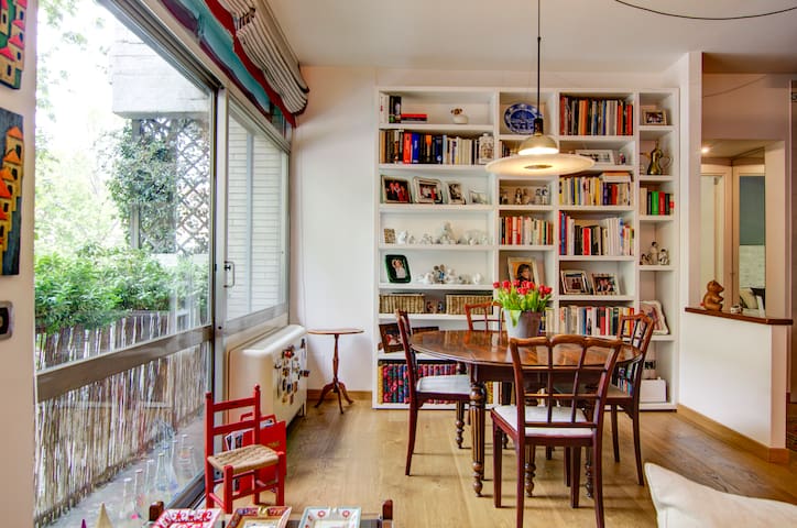 Confortevole bilo arco della pace