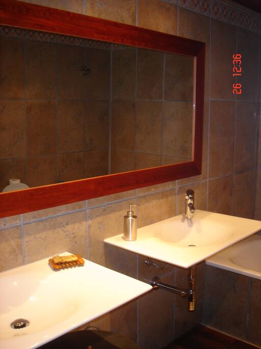 BAÑO SECUNDARIO