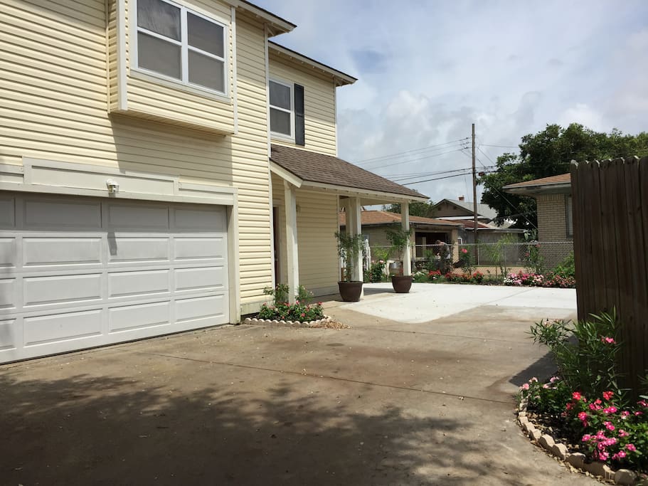 Two car Garage with one remote. Please return remote when you leave.